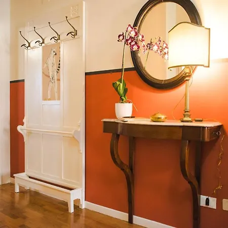 Vicolo Amanti * Verona